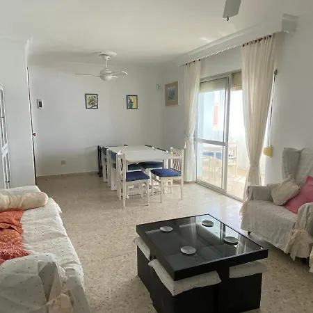 Espacio Y Luz En Capacidad Hasta 6 Huespedes Исла-Кристина
